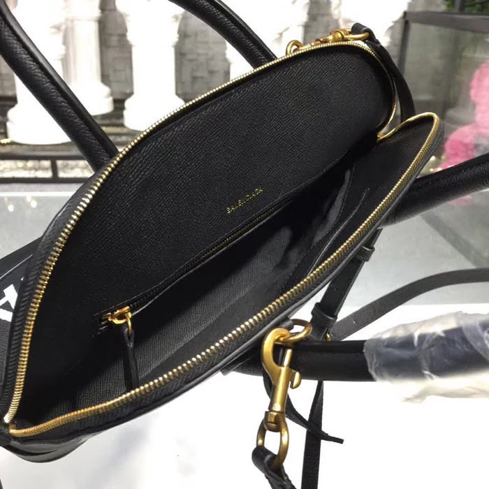 BALENCIAG巴黎世家 18SS系列中號貝殼包 十字紋小牛皮 亦可斜挎手提  BL1659